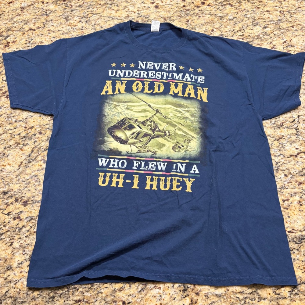 Fruit of the Loom UH-1 Huey Helicopter Veteran Graphic T-Shirt Navy Blue XL